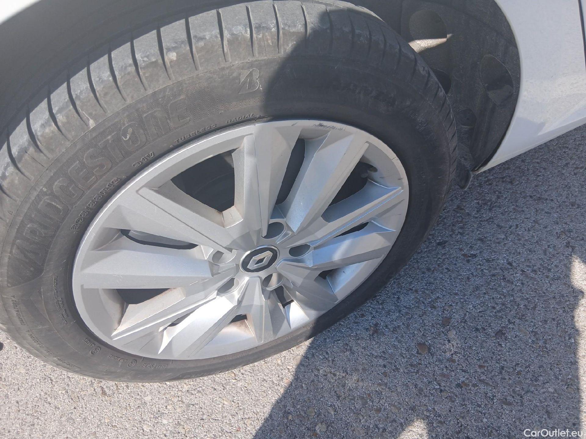  Renault  Megane RENAULT Mégane / 2020 / 5P / berlina con portón Intens Blue dCi 85 kW (115CV) #32