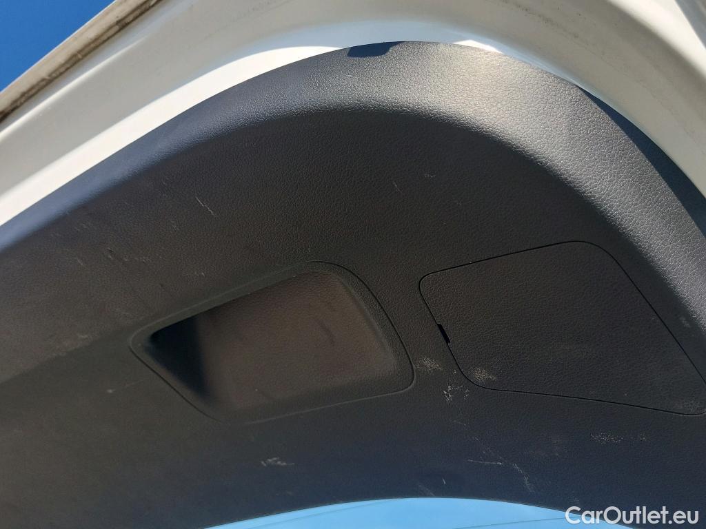  Hyundai  i30 HYUNDAI  / 2020 / 5P / berlina con portón 1.0 TGDI 48V Klass #10