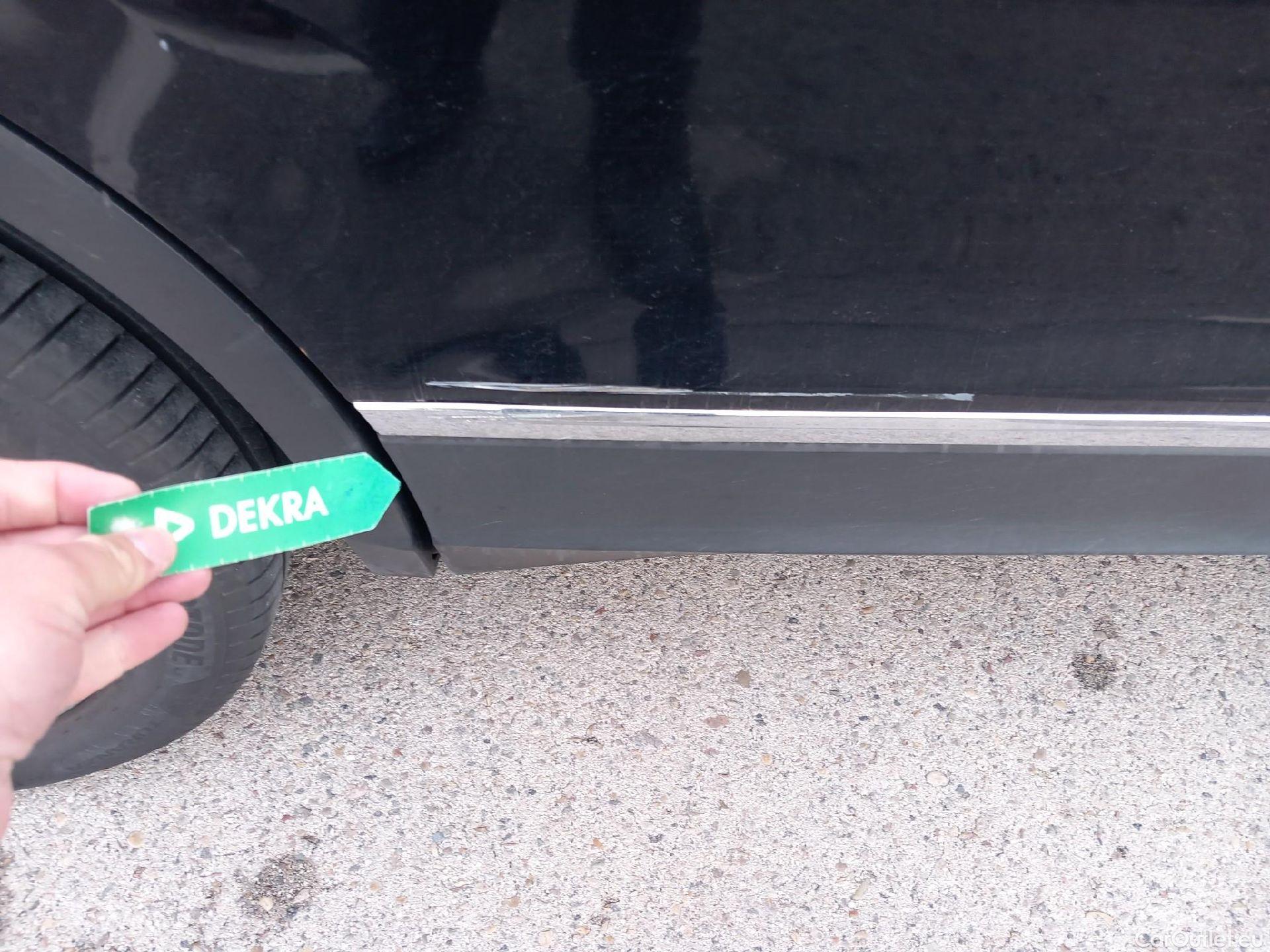  Volkswagen  Tiguan VOLKSWAGEN  / 2020 / 5P / todoterreno Life 2.0 TDI 110kW (150CV) DSG (AC2) #44