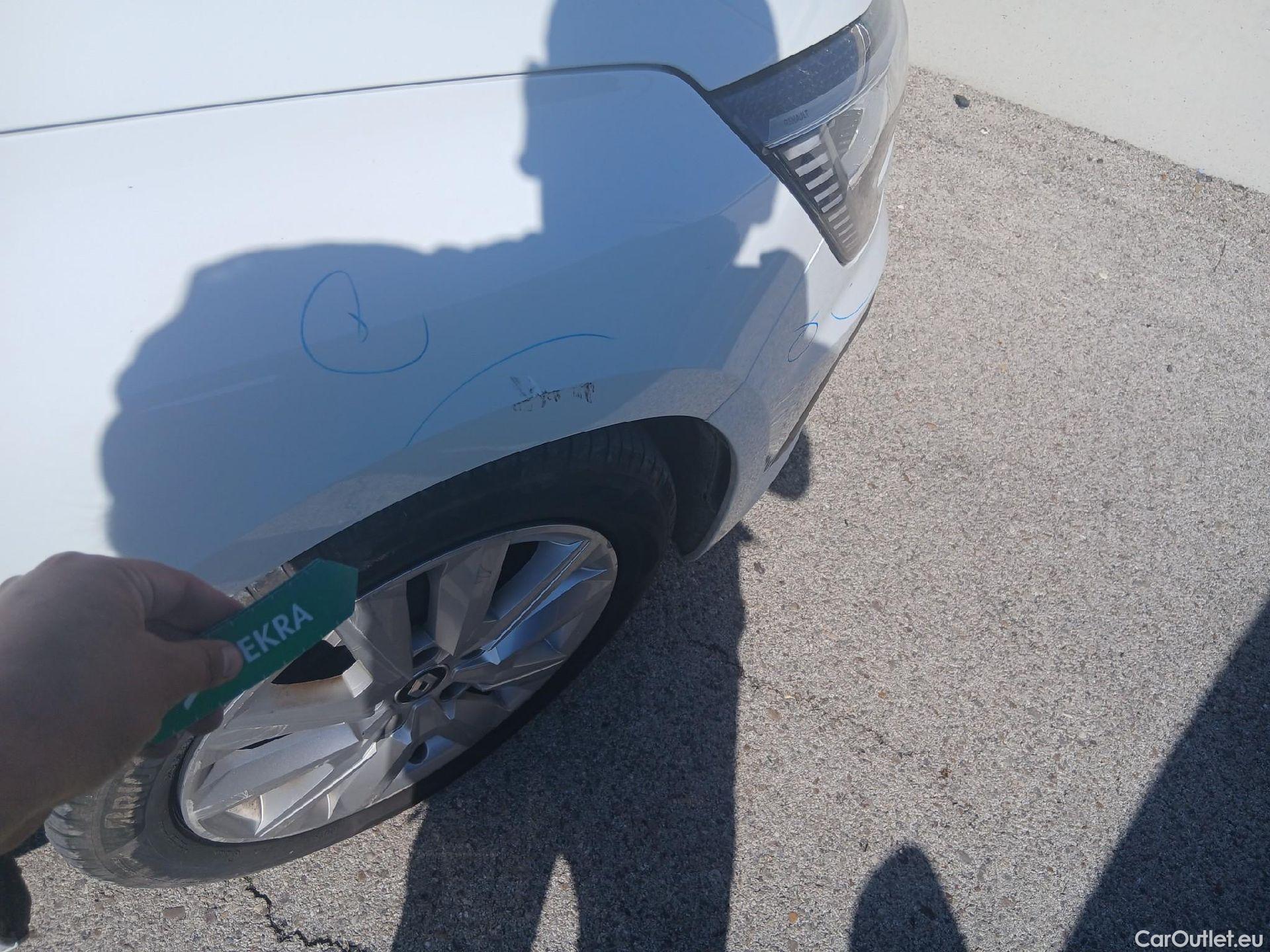  Renault  Megane RENAULT Mégane / 2020 / 5P / berlina con portón Intens Blue dCi 85 kW (115CV) #36