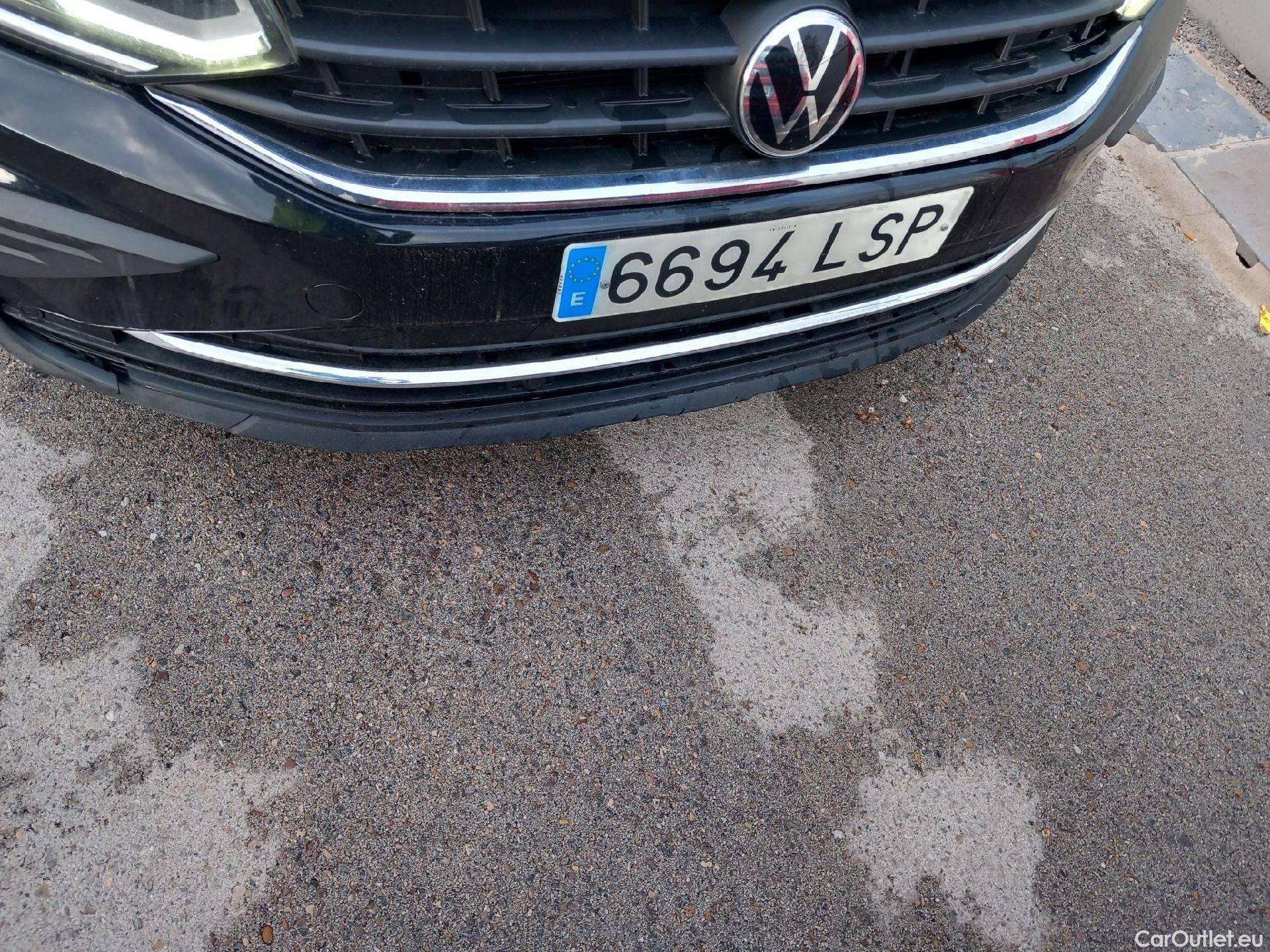  Volkswagen  Tiguan VOLKSWAGEN  / 2020 / 5P / todoterreno Life 2.0 TDI 110kW (150CV) DSG (AC2) #10