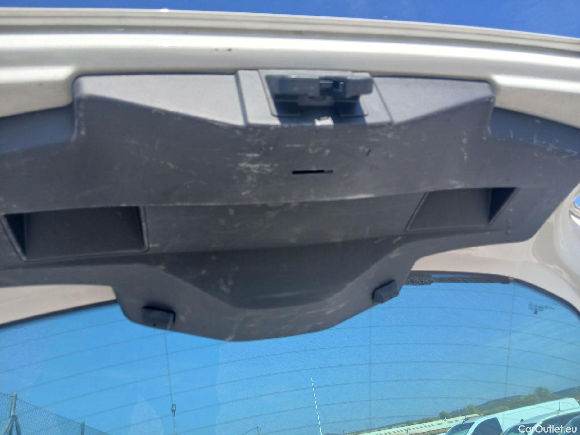  Seat  Ibiza SEAT  / 2017 / 5P / berlina con portón 1.0 TSI 81kW (110CV) Style Plus (AC) #4