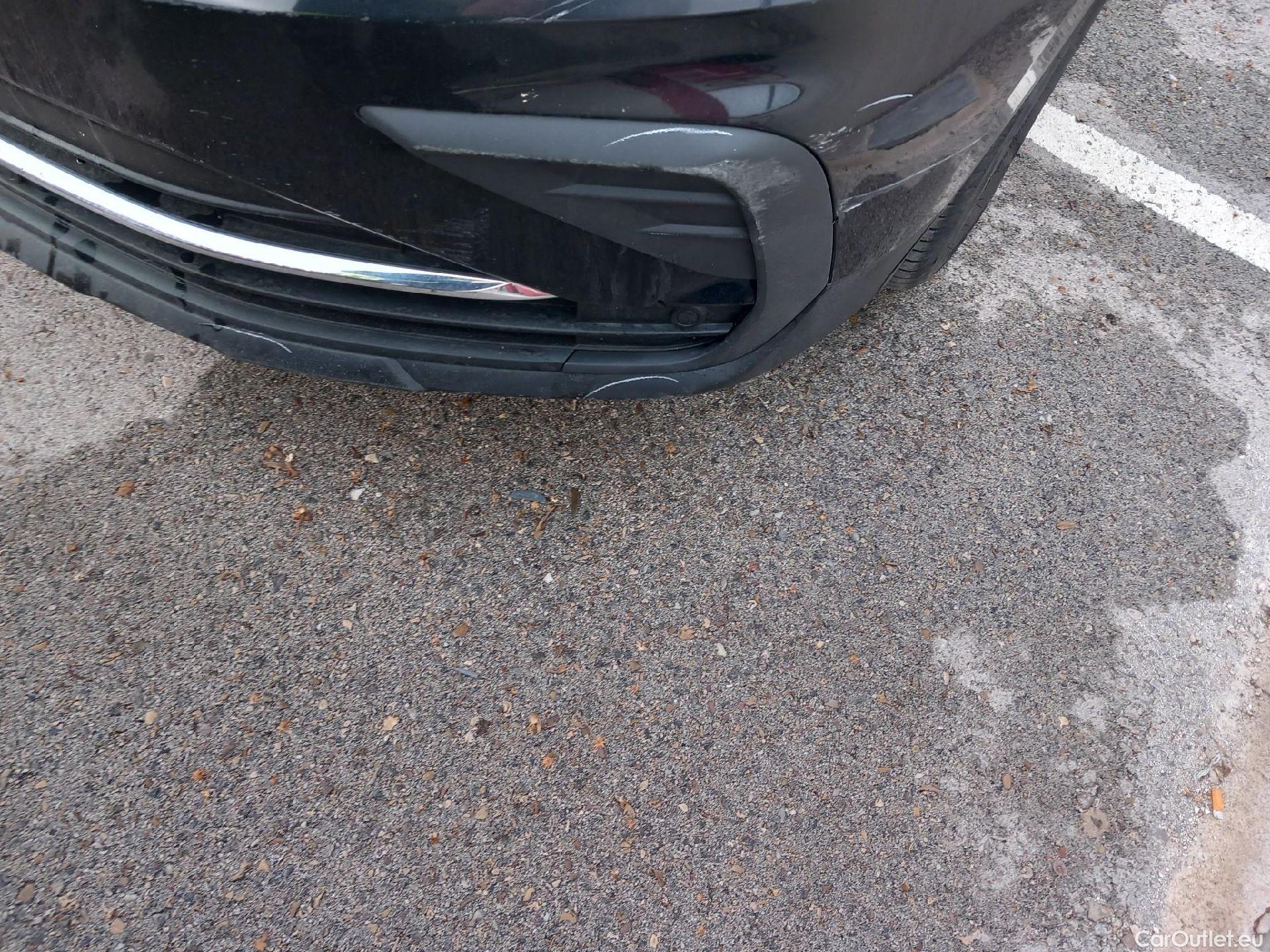  Volkswagen  Tiguan VOLKSWAGEN  / 2020 / 5P / todoterreno Life 2.0 TDI 110kW (150CV) DSG (AC2) #13