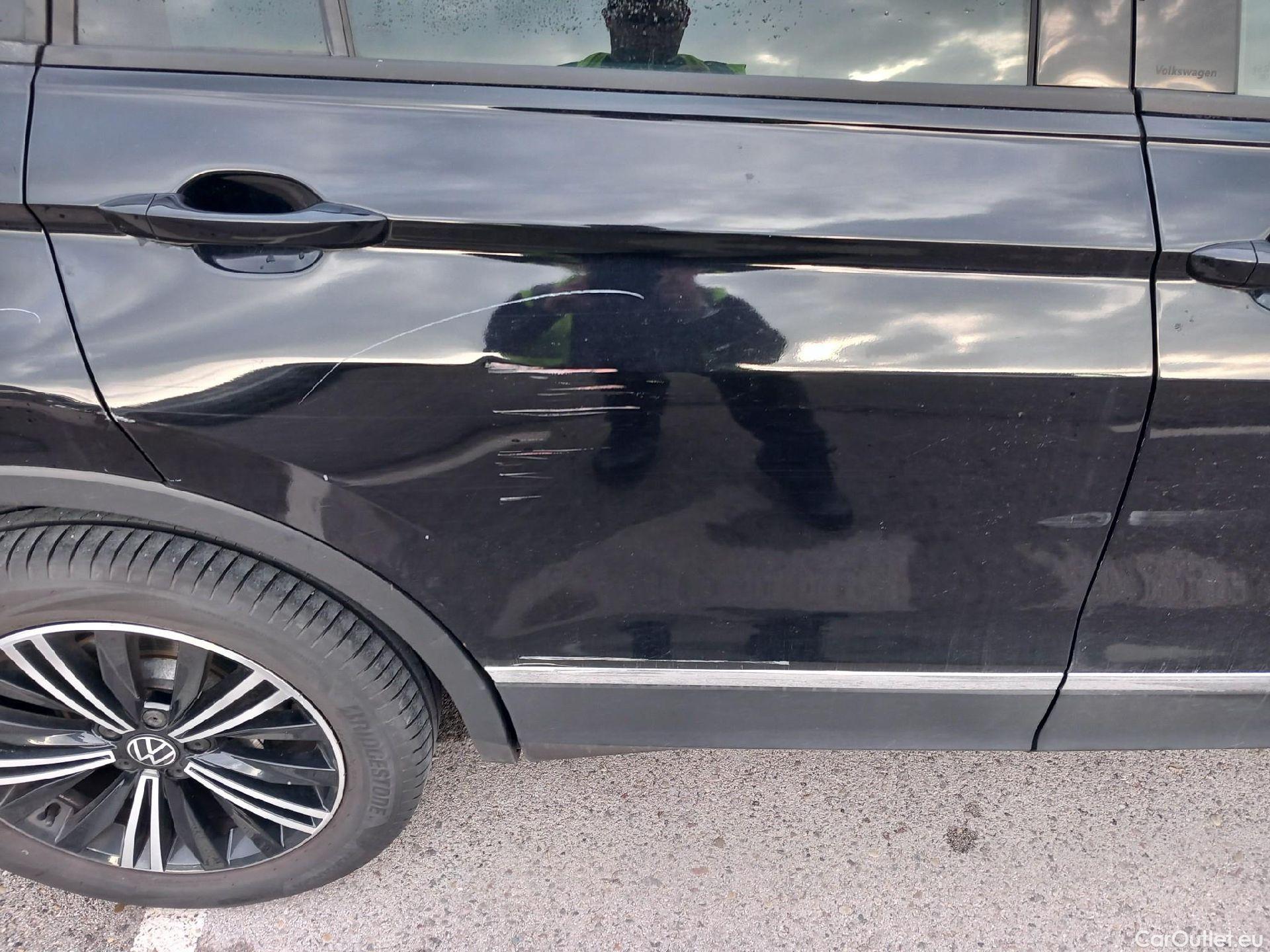  Volkswagen  Tiguan VOLKSWAGEN  / 2020 / 5P / todoterreno Life 2.0 TDI 110kW (150CV) DSG (AC2) #42