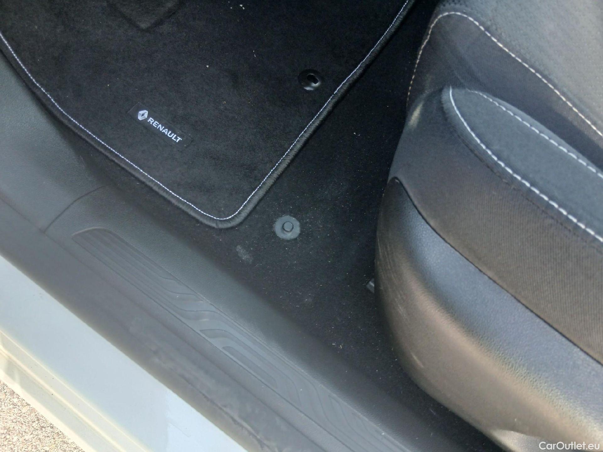  Renault  Megane RENAULT Mégane / 2020 / 5P / berlina con portón Intens Blue dCi 85 kW (115CV) #3