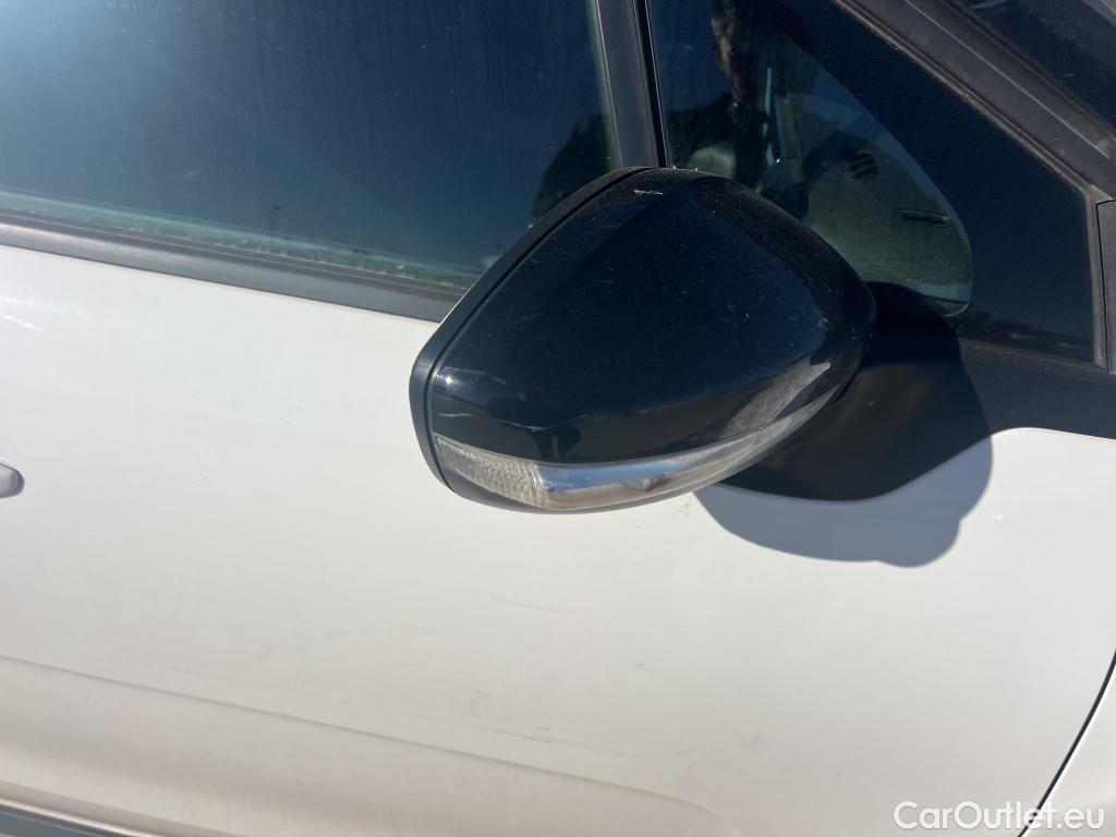  Citroen  C3 CITROEN  / 2020 / 5P / berlina con portón BlueHDi 75KW (100CV) S&S Live Pack #31