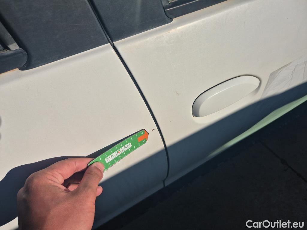  Dacia  Duster DACIA  / 2018 / 5P / todoterreno Prestige Bl. dCi 85kW(115CV) 4X4 #41