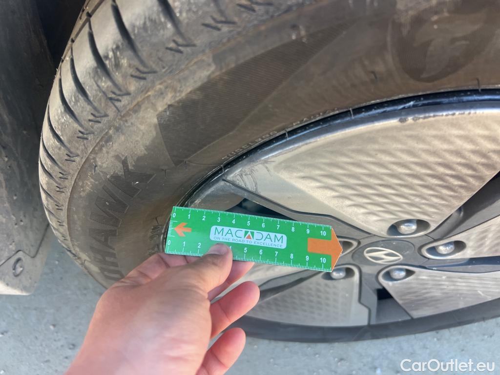  Hyundai   Ioniq HYUNDAI / 2019 / 5P / berlina con portón 1.6 GDI HEV Klass DCT #12