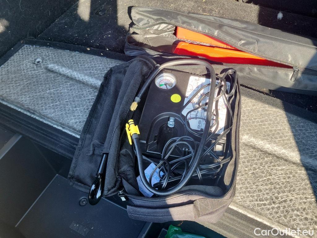  Hyundai  i30 HYUNDAI  / 2020 / 5P / berlina con portón 1.0 TGDI 48V Klass #2