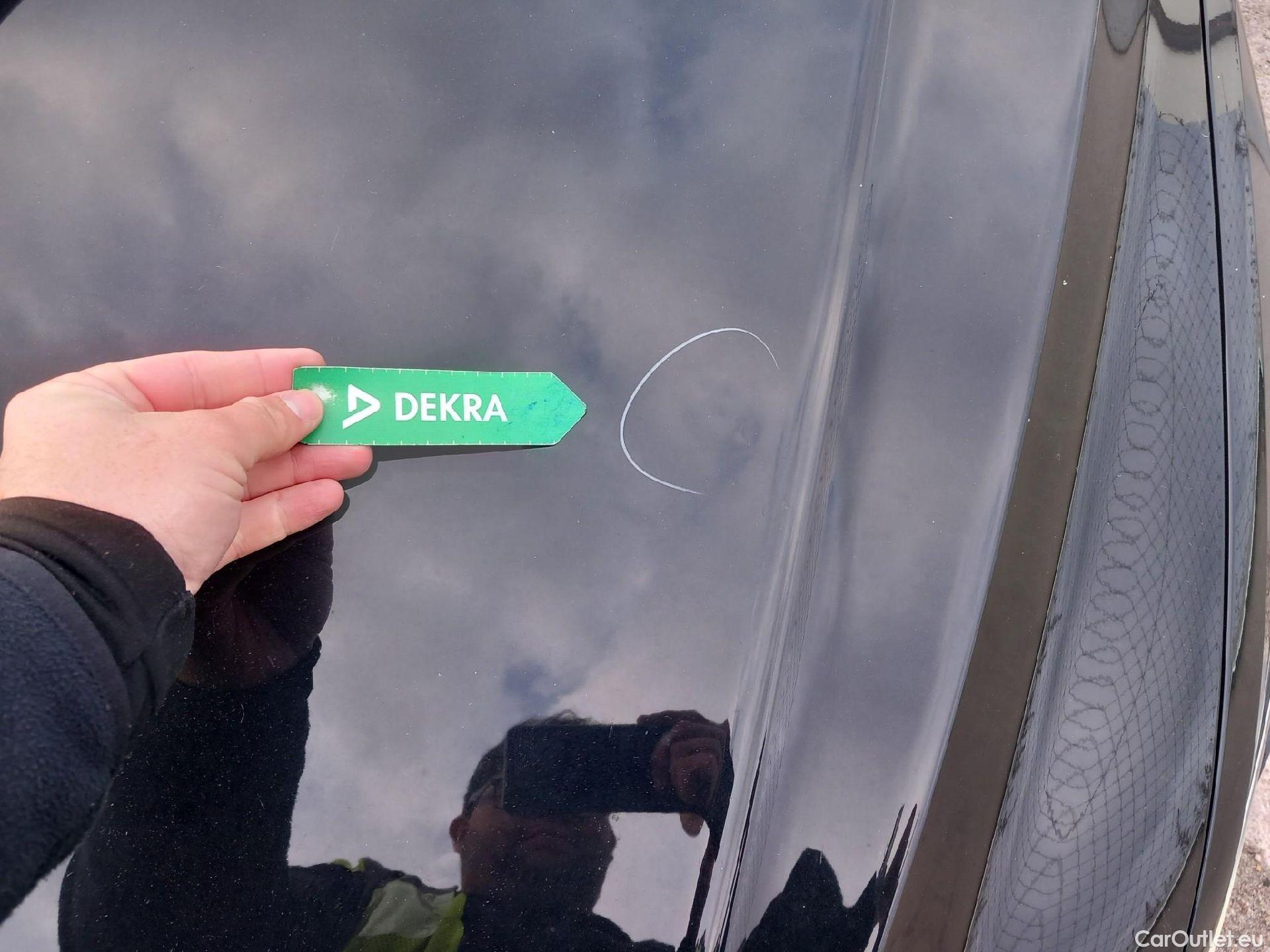  Volkswagen  Tiguan VOLKSWAGEN  / 2020 / 5P / todoterreno Life 2.0 TDI 110kW (150CV) DSG (AC2) #3