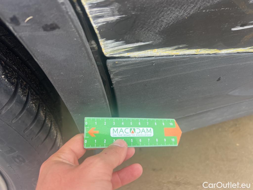  Bmw  X2 BMW  sDrive18i (CX3) #36