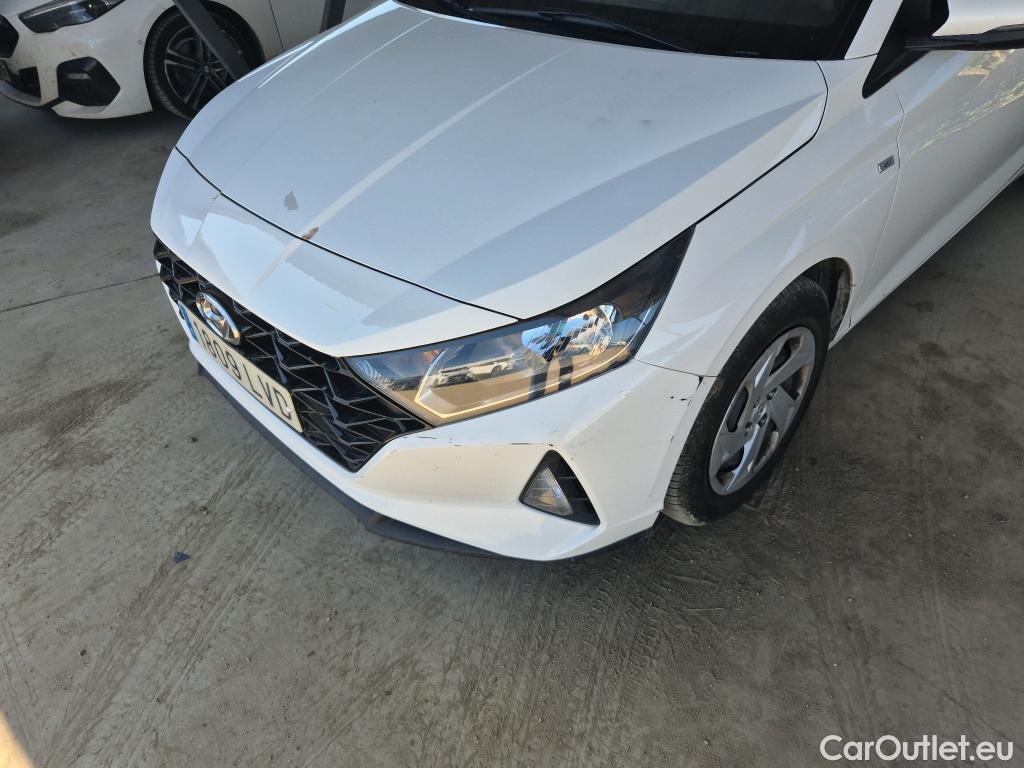  Hyundai  i20 HYUNDAI  / 2020 / 5P / berlina con portón 1.0 TGDI 74kW (100CV) 48V Essence #22