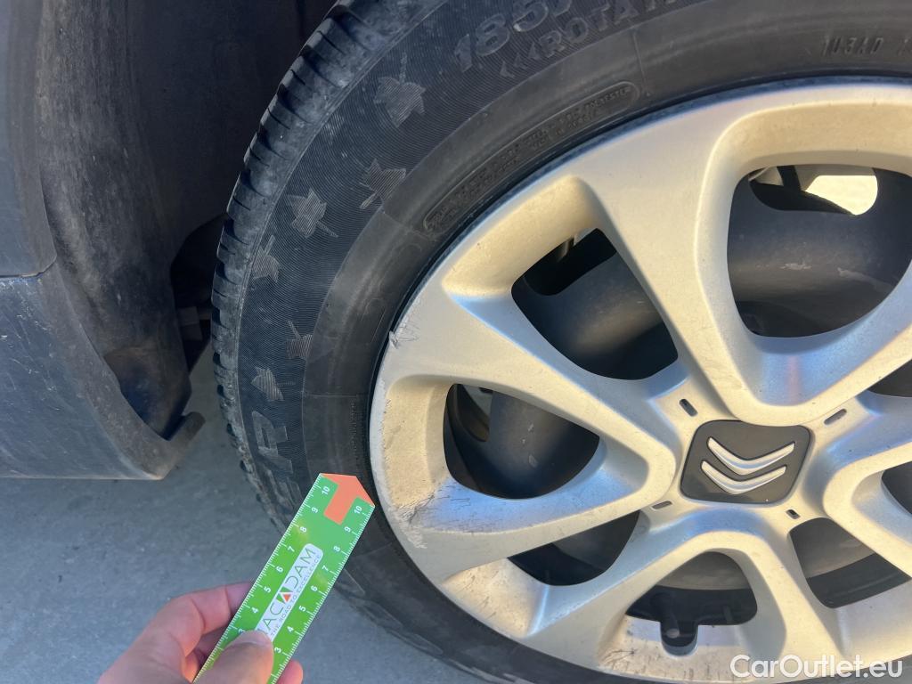  Citroen  C3 CITROEN  / 2020 / 5P / berlina con portón BlueHDi 75KW (100CV) S&S Live Pack #24