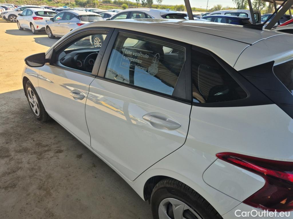  Hyundai  i20 HYUNDAI  / 2020 / 5P / berlina con portón 1.0 TGDI 74kW (100CV) 48V Essence #6