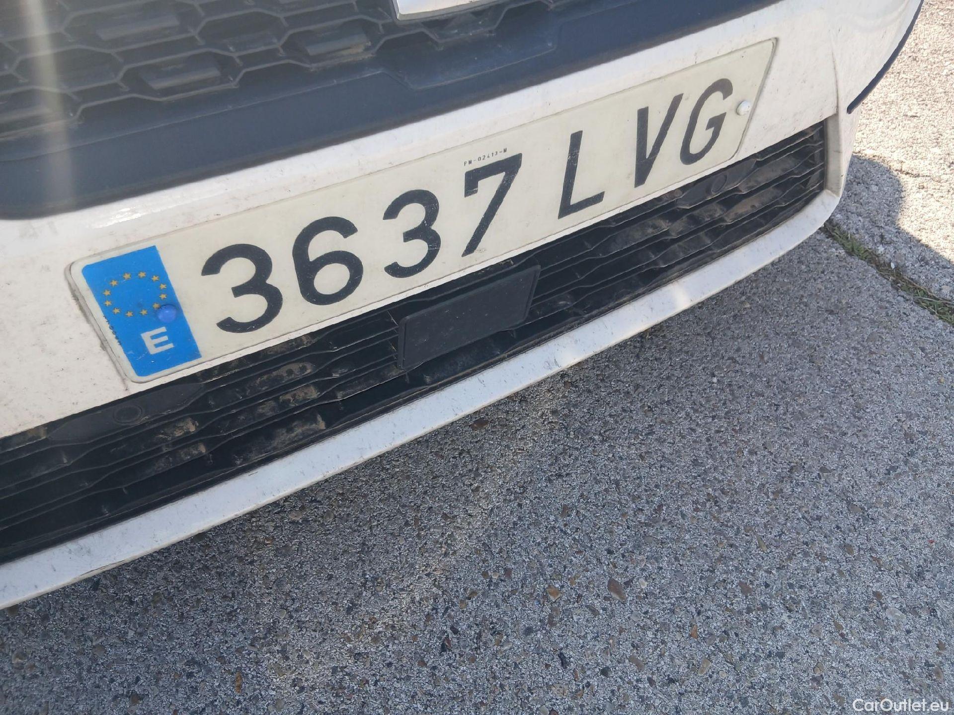  Seat  Ibiza SEAT  / 2017 / 5P / berlina con portón 1.0 TSI 81kW (110CV) Style Plus (AC) #15