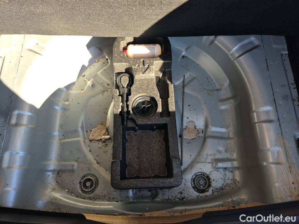  Ford  Focus FORD  / 2018 / 5P / familiar 1.5 Ecoblue 88kW Trend+ SB #11