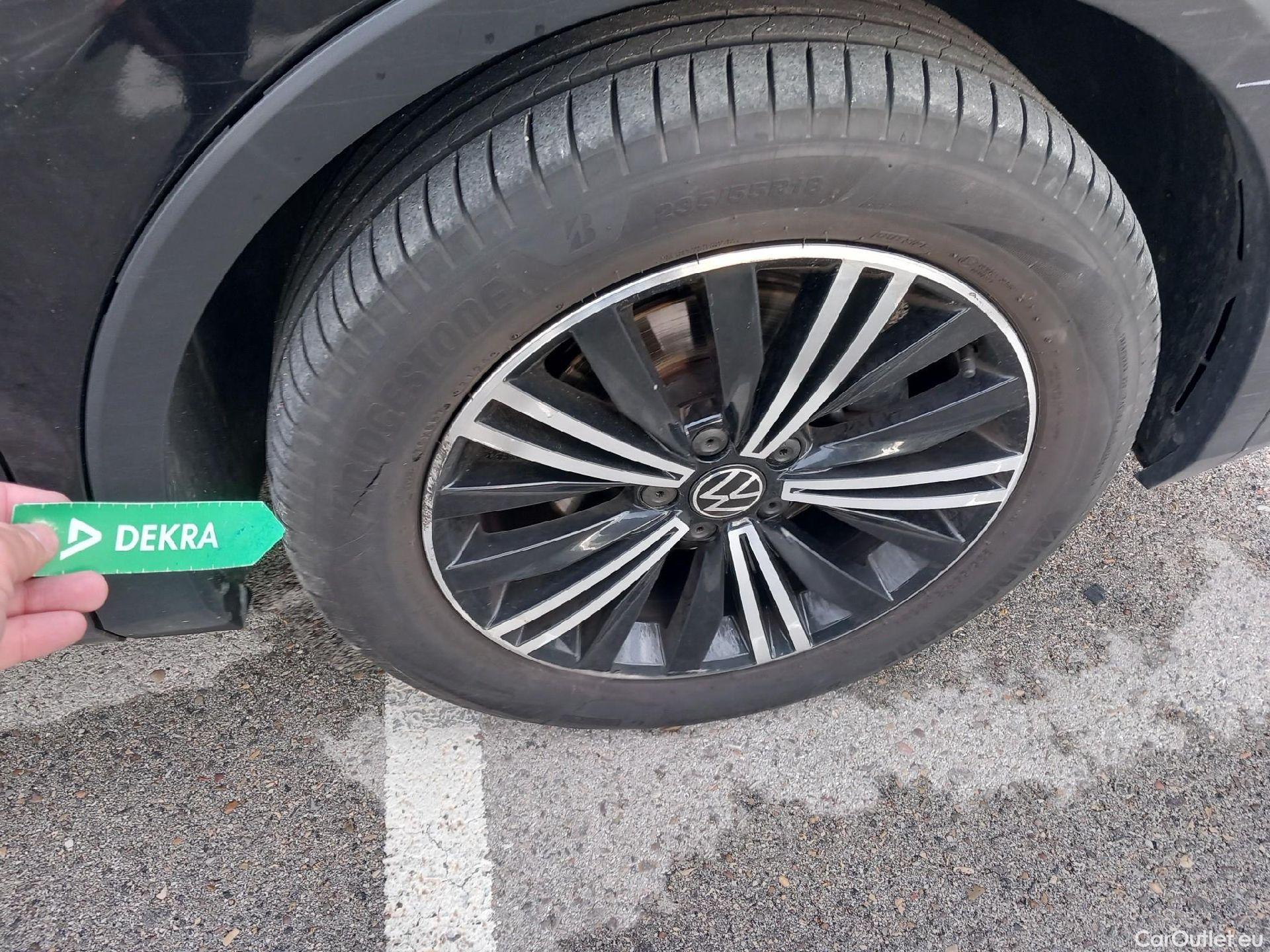  Volkswagen  Tiguan VOLKSWAGEN  / 2020 / 5P / todoterreno Life 2.0 TDI 110kW (150CV) DSG (AC2) #56