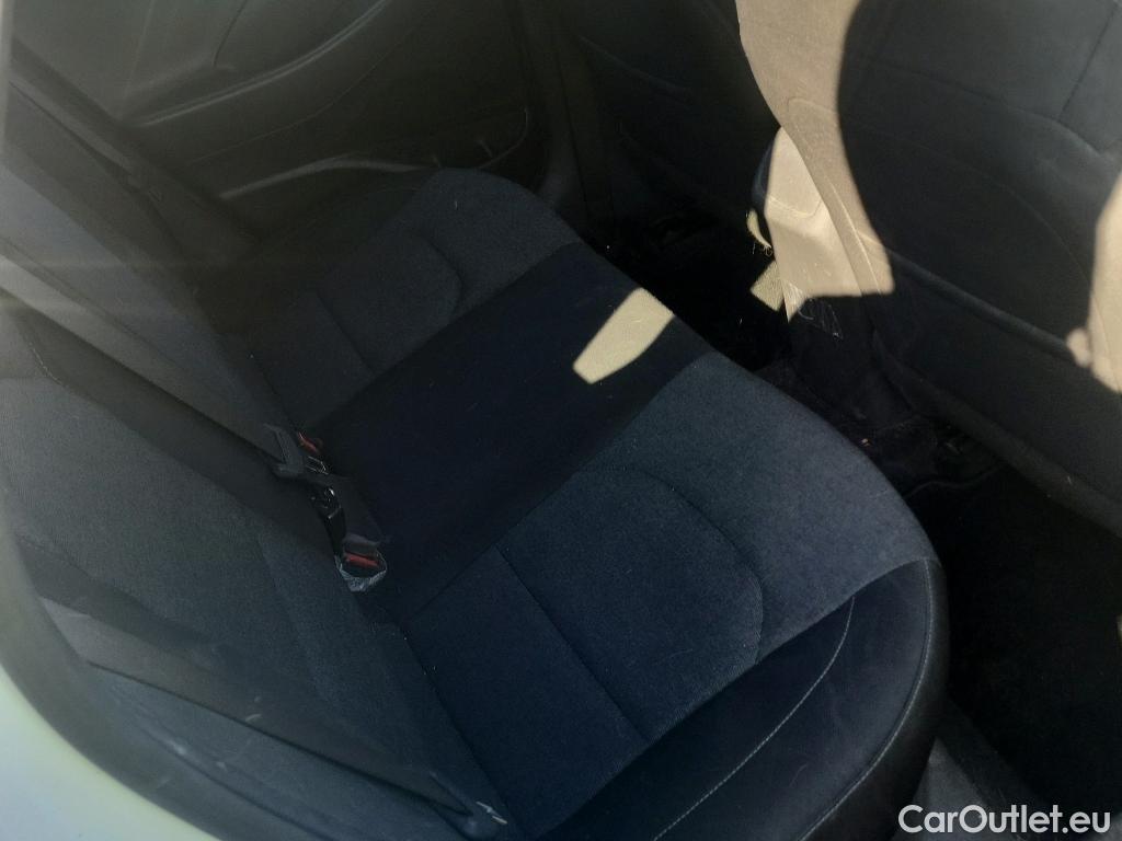  Hyundai  i30 HYUNDAI  / 2020 / 5P / berlina con portón 1.0 TGDI 48V Klass #6