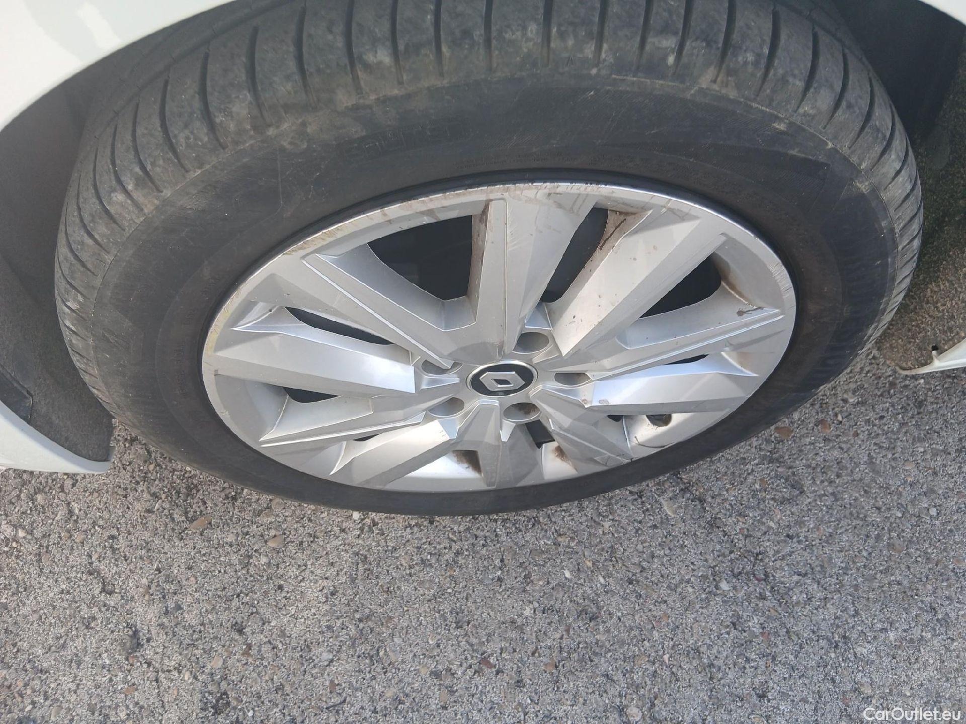  Renault  Megane RENAULT Mégane / 2020 / 5P / berlina con portón Intens Blue dCi 85 kW (115CV) #16