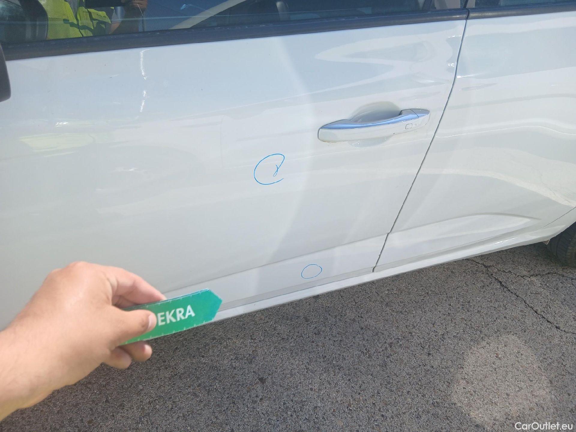  Renault  Megane RENAULT Mégane / 2020 / 5P / berlina con portón Intens Blue dCi 85 kW (115CV) #21