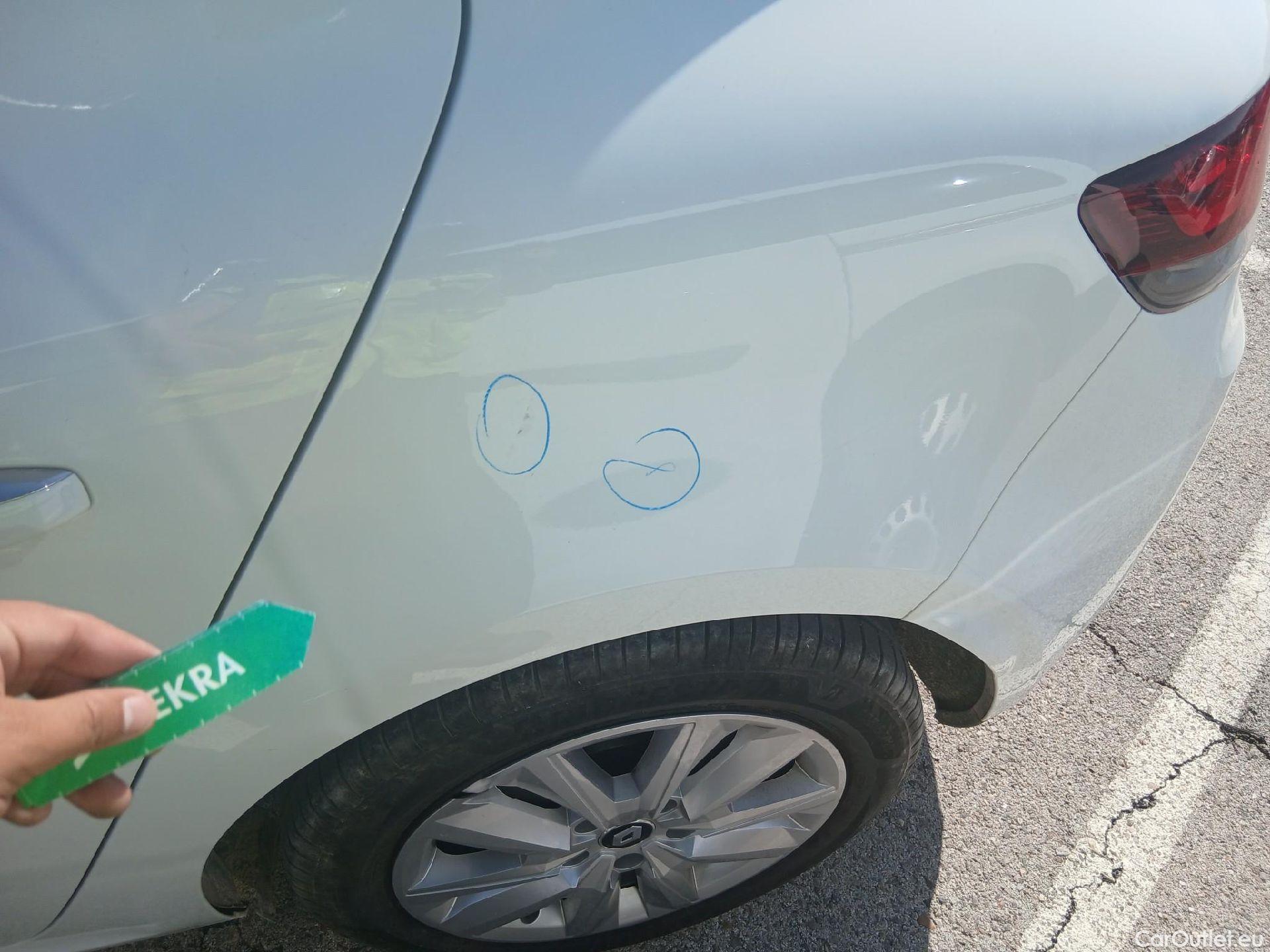  Renault  Megane RENAULT Mégane / 2020 / 5P / berlina con portón Intens Blue dCi 85 kW (115CV) #25