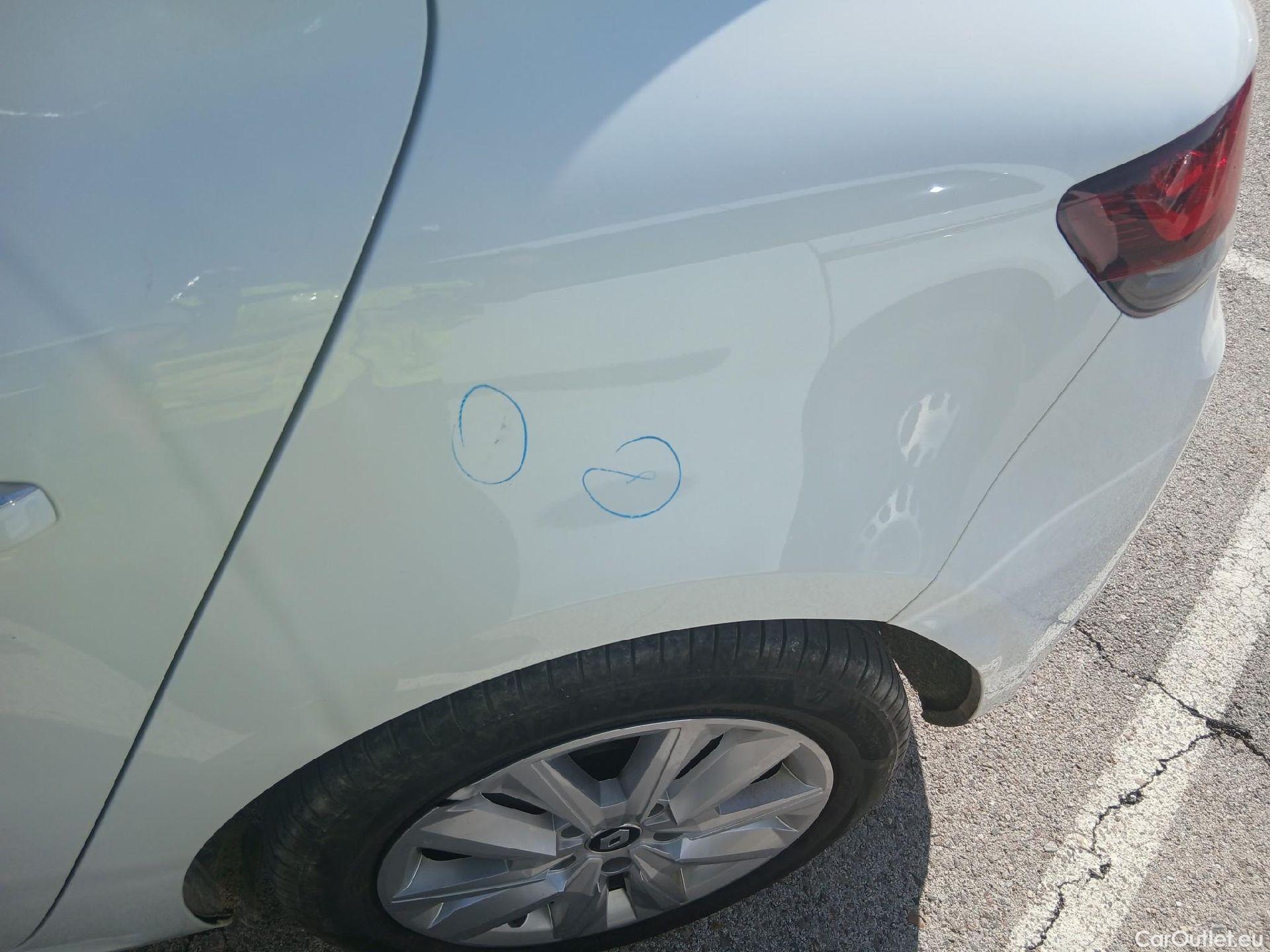  Renault  Megane RENAULT Mégane / 2020 / 5P / berlina con portón Intens Blue dCi 85 kW (115CV) #24
