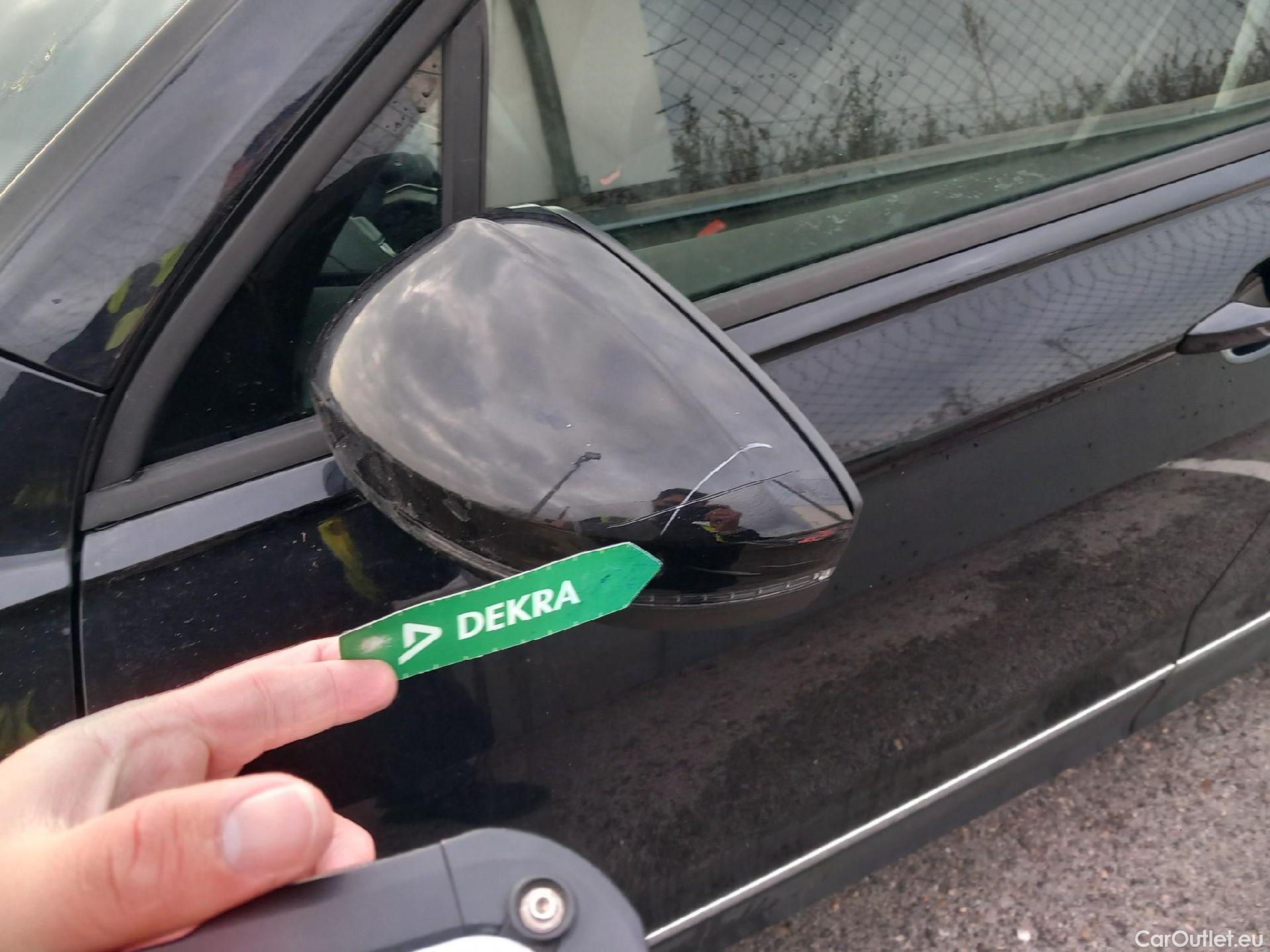  Volkswagen  Tiguan VOLKSWAGEN  / 2020 / 5P / todoterreno Life 2.0 TDI 110kW (150CV) DSG (AC2) #18