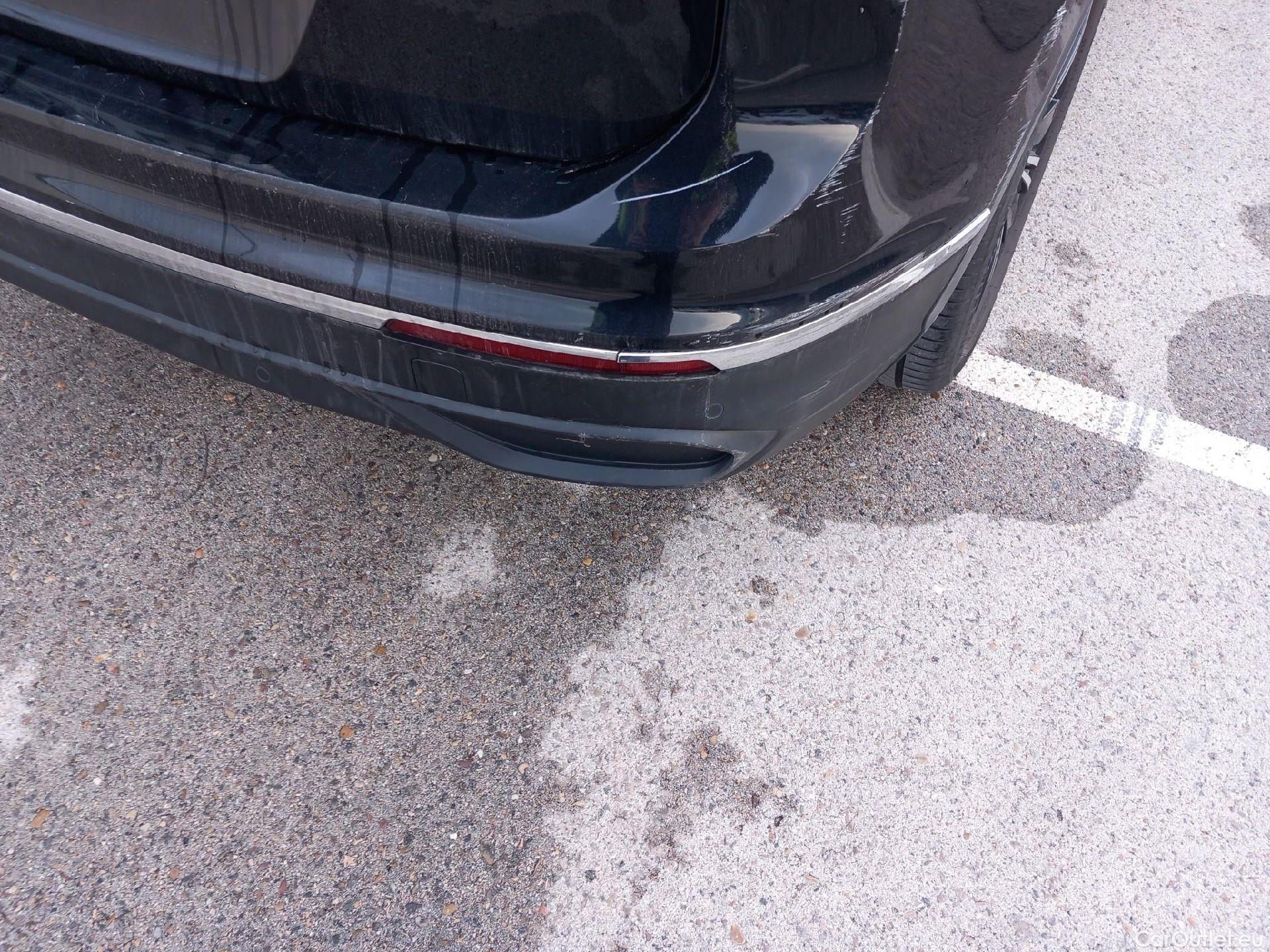  Volkswagen  Tiguan VOLKSWAGEN  / 2020 / 5P / todoterreno Life 2.0 TDI 110kW (150CV) DSG (AC2) #34