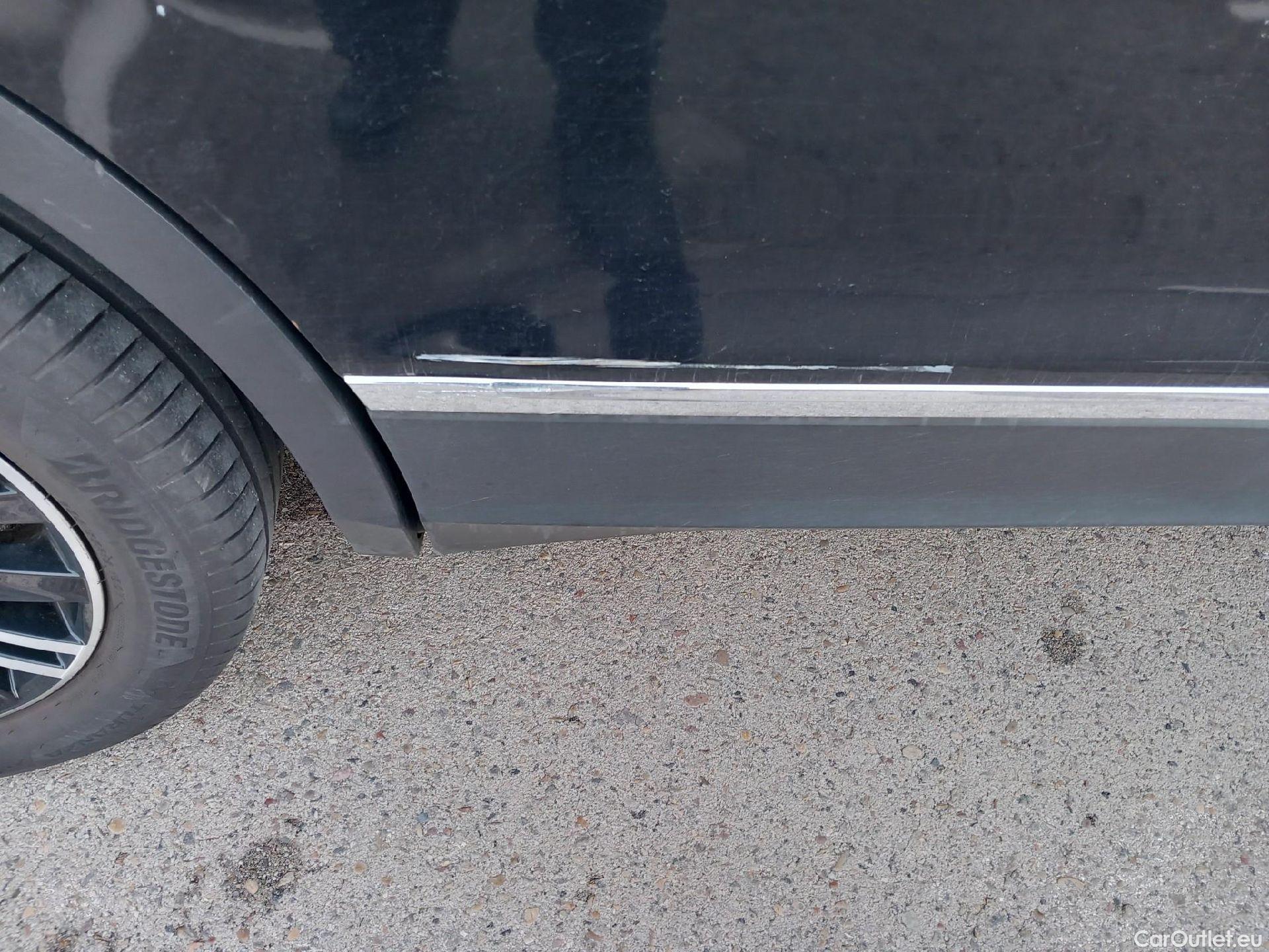  Volkswagen  Tiguan VOLKSWAGEN  / 2020 / 5P / todoterreno Life 2.0 TDI 110kW (150CV) DSG (AC2) #45