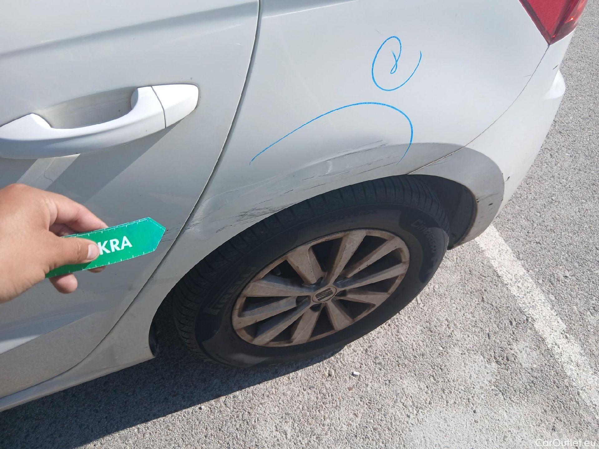  Seat  Ibiza SEAT  / 2017 / 5P / berlina con portón 1.0 TSI 81kW (110CV) Style Plus (AC) #29