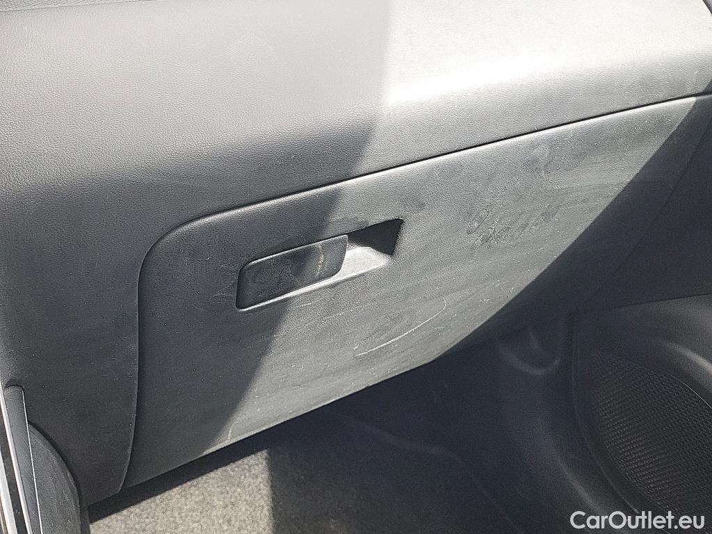  Hyundai  Tucson HYUNDAI  / 2020 / 5P / todoterreno 1.6 CRDI 85kW (115CV) Klass #13