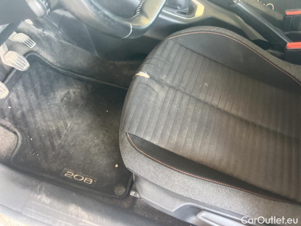  Peugeot  208 PEUGEOT  / 2019 / 5P / berlina con portón BlueHDi 73kW (100CV) Active #13