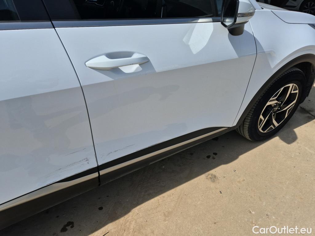  KIA  Sportage KIA  / 2022 / 5P / todoterreno 1.6 T-GDi 110kW (150CV) Concept 4x2 #15