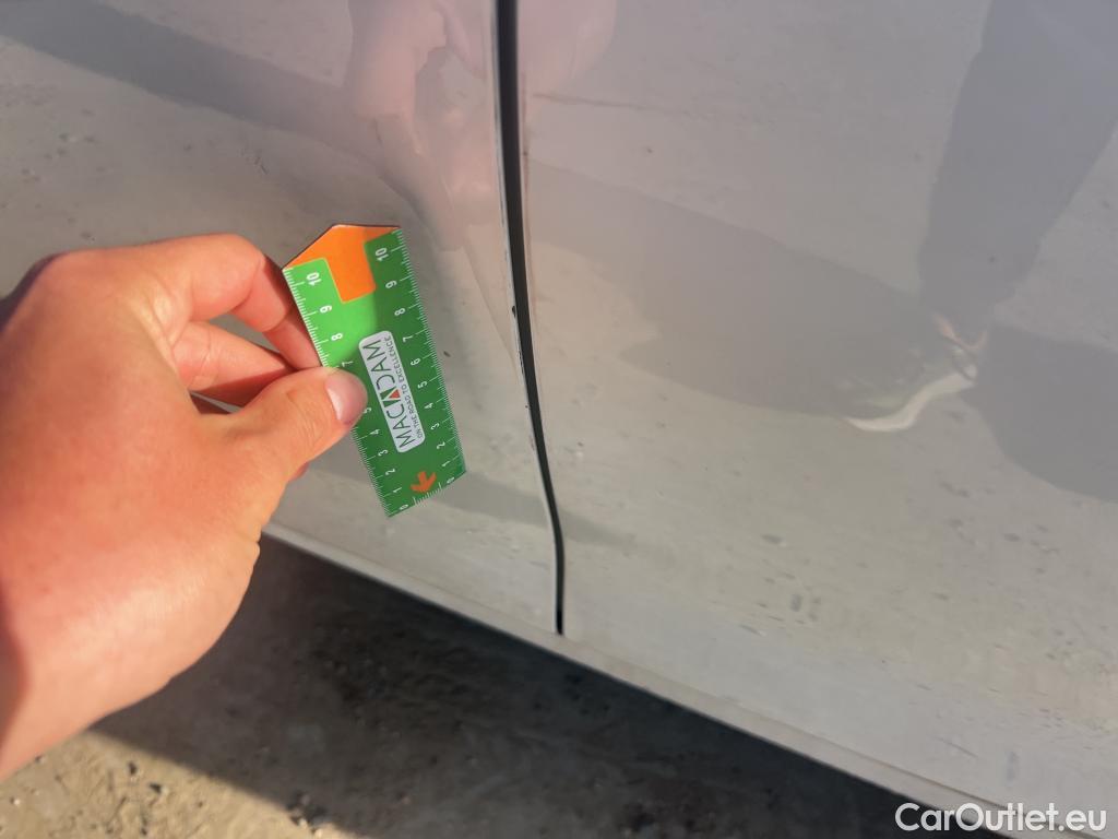  Opel  Corsa OPEL  / 2019 / 5P / berlina con portón 1.2T XHL 74kW (100CV) Elegance Auto #16