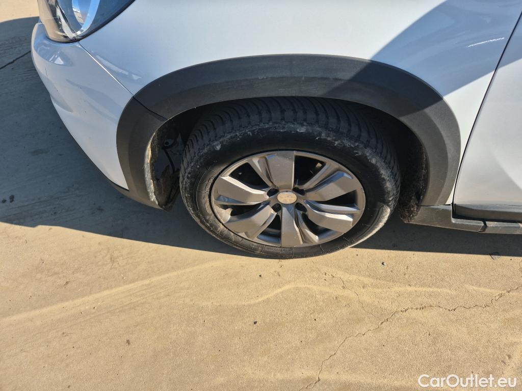  Peugeot  2008 PEUGEOT  / 2016 / 5P / todoterreno Signature BlueHDi 100 S&S 5 Vel. MAN #9