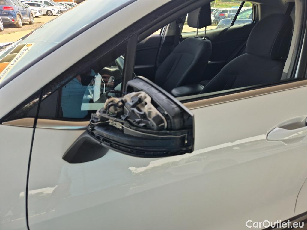  KIA  Sportage KIA  / 2022 / 5P / todoterreno 1.6 T-GDi 110kW (150CV) Concept 4x2 #3