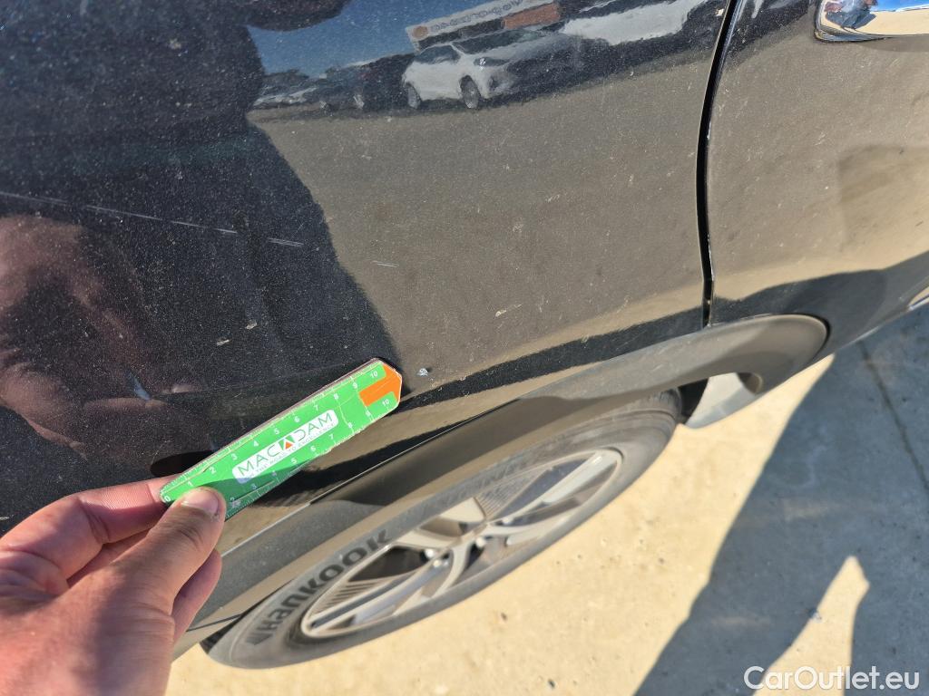  KIA  Niro KIA  1.6 GDi PHEV 104kW (141CV) Drive #31