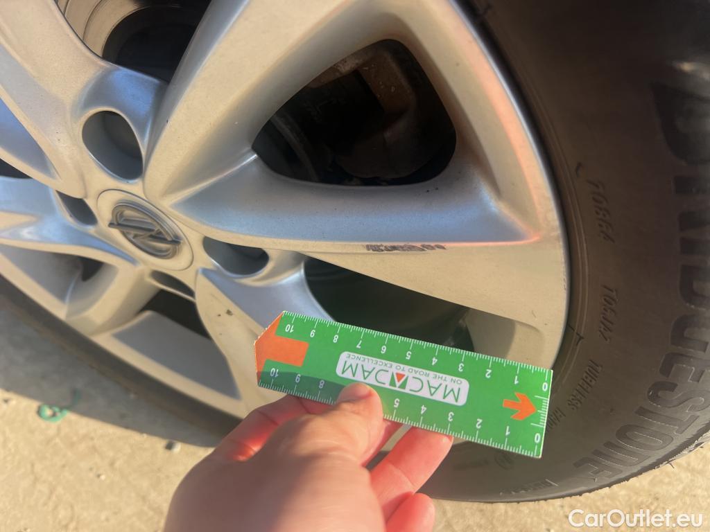  Opel  Corsa OPEL  / 2019 / 5P / berlina con portón 1.2T XHL 74kW (100CV) Elegance Auto #20