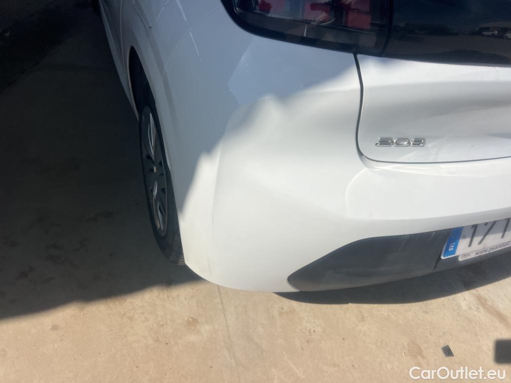  Peugeot  208 PEUGEOT  / 2019 / 5P / berlina con portón BlueHDi 73kW (100CV) Active #32