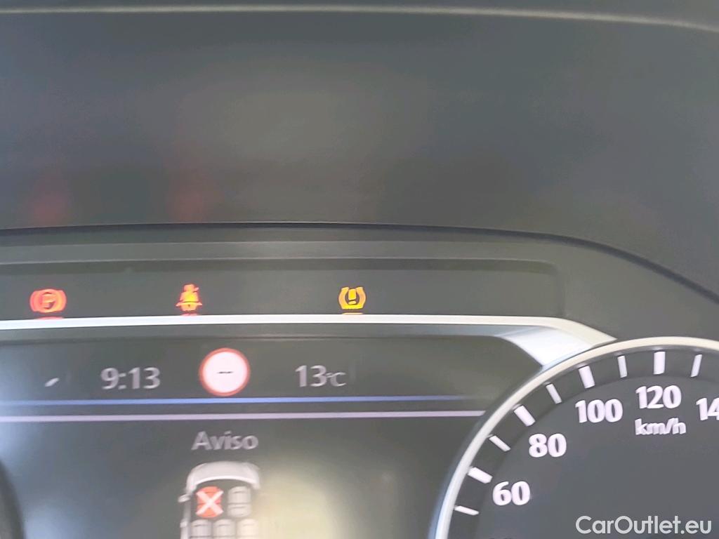  Nissan  Juke NISSAN  / 2019 / 5P / crossover DIG-T 84 kW (114 CV) DCT 7 V N-Connecta (AC2) #13