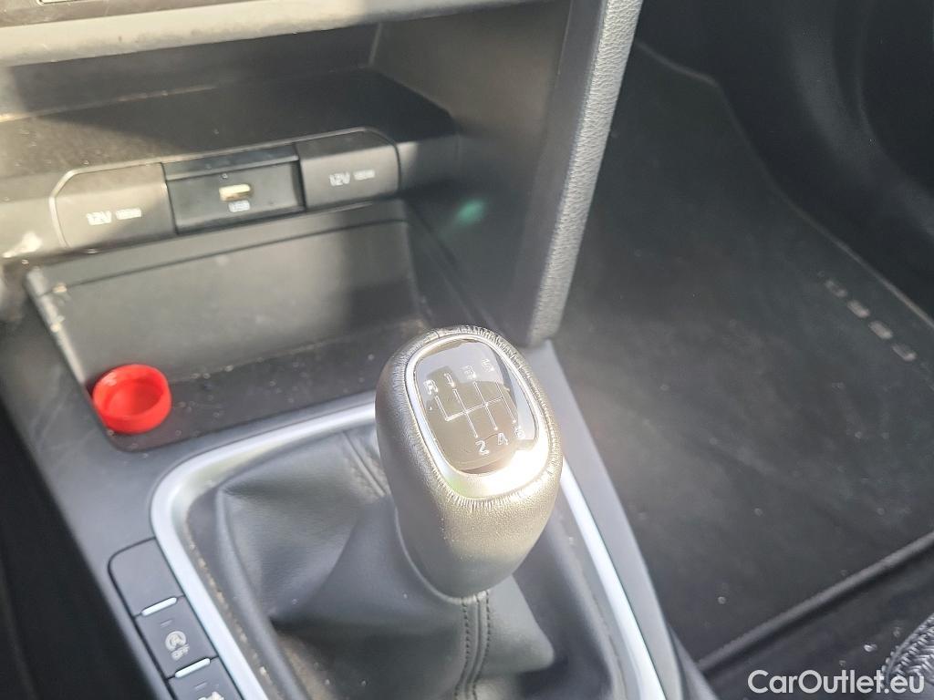  KIA  XCeed KIA  / 2019 / 5P / todoterreno 1.0 T-GDi Drive 88kW (120CV) #9