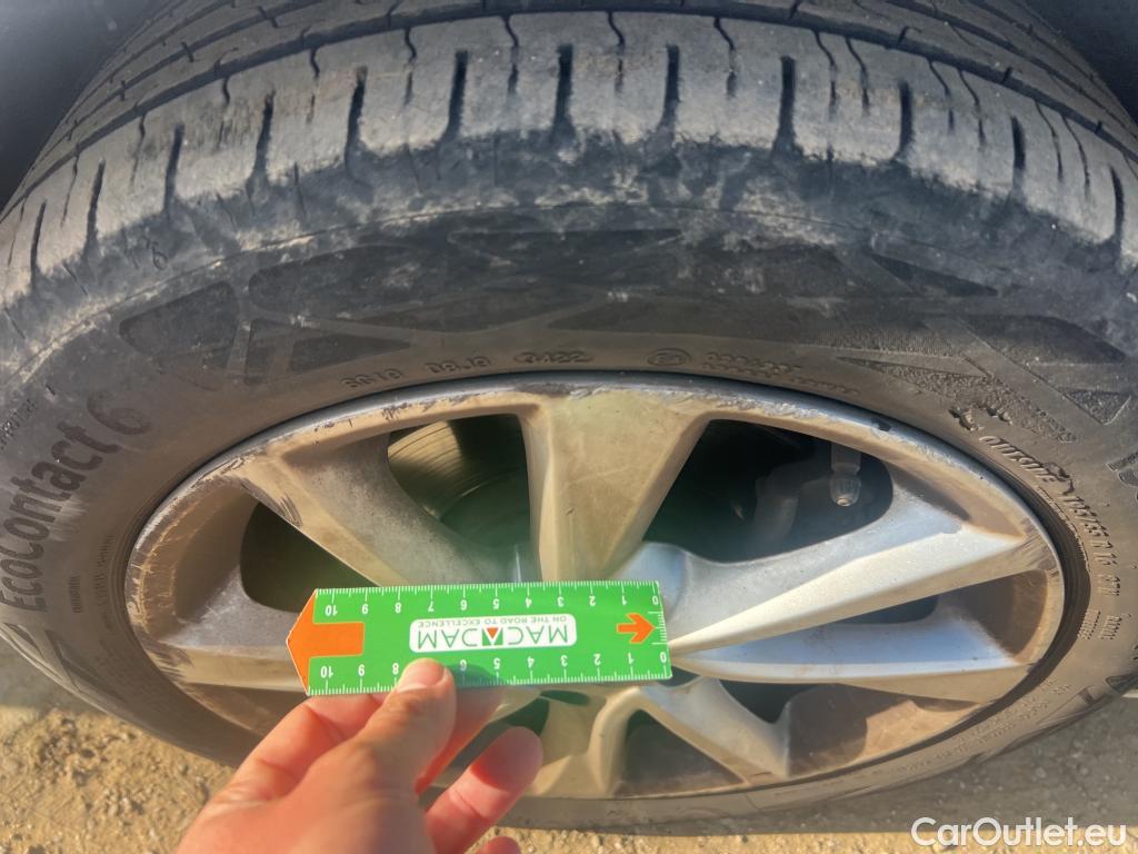  Opel  Corsa OPEL  / 2019 / 5P / berlina con portón 1.2T XHL 74kW (100CV) Elegance Auto #12