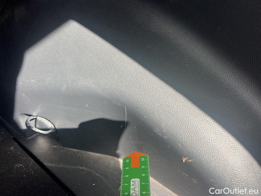  Toyota  RAV4 TOYOTA  / 2018 / 5P / todoterreno 2.5l 220H Business #8