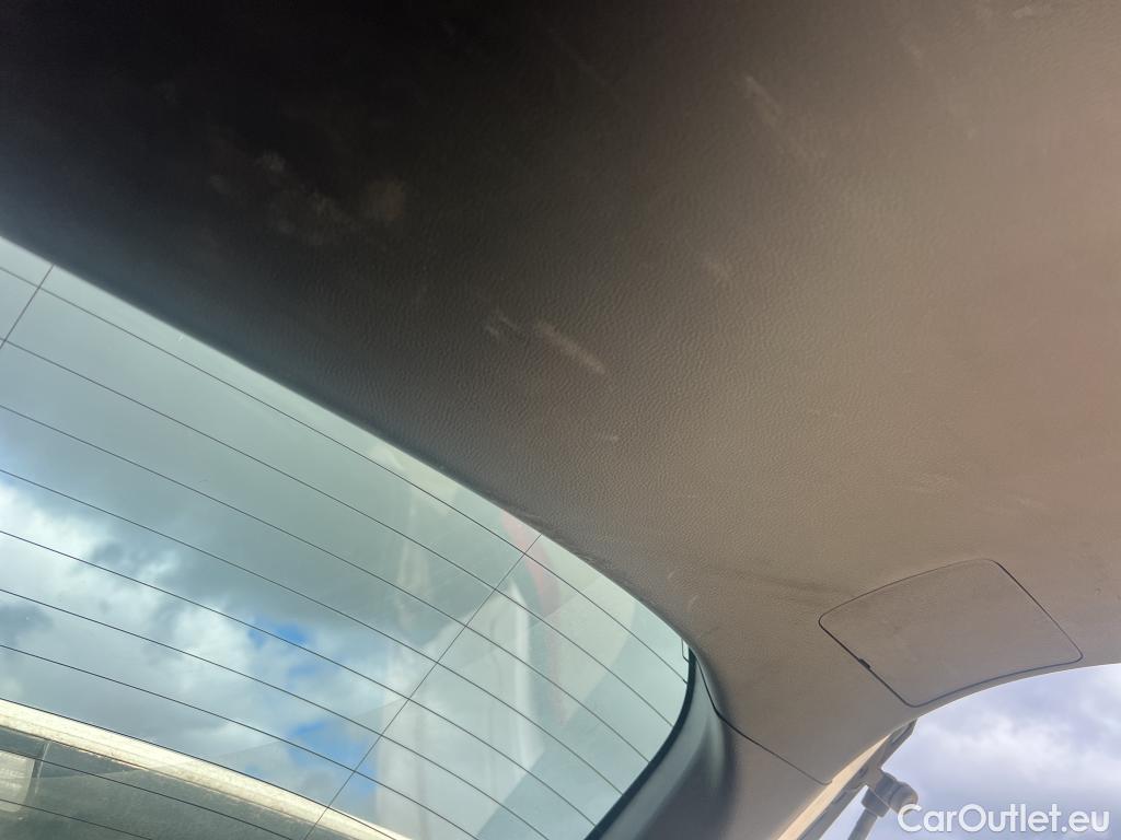  Toyota  RAV4 TOYOTA  / 2018 / 5P / todoterreno 2.5l 220H Business #3