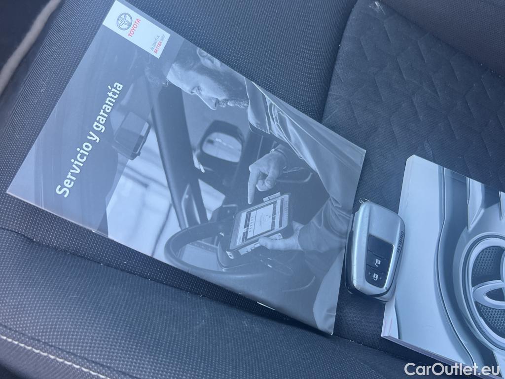  Toyota  Corolla TOYOTA  1.8 125H ACTIVE TECH E-CVT #1