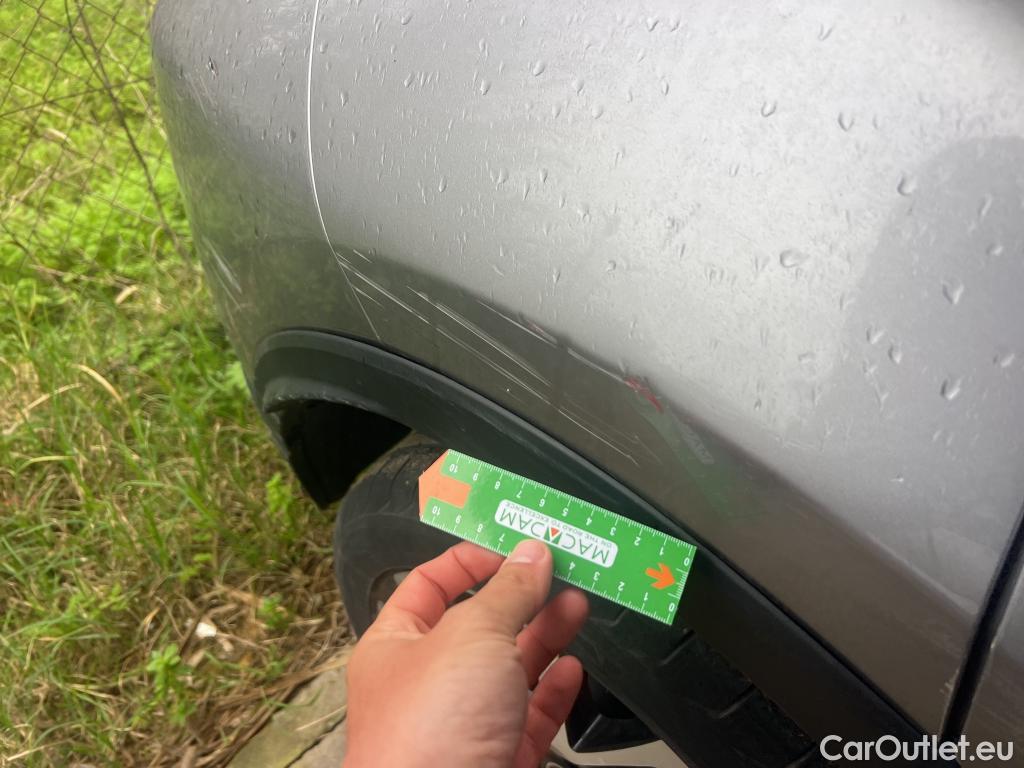  Toyota  C-HR TOYOTA  / 2019 / 5P / todoterreno 1.8 125H Advance #2