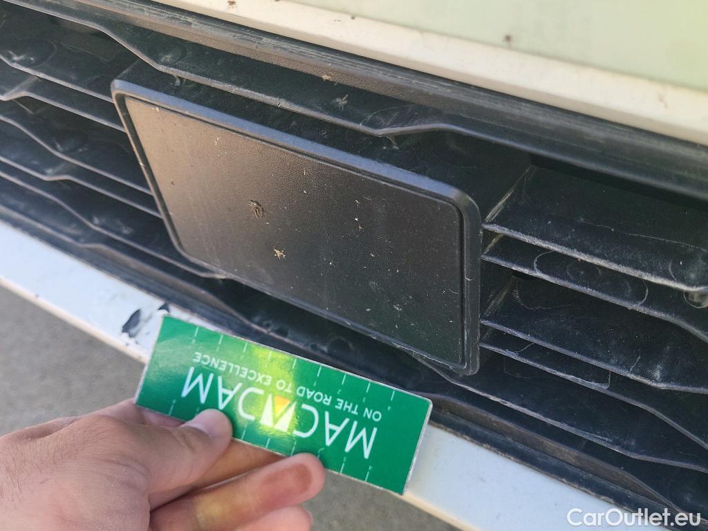  Seat  Ibiza SEAT  / 2017 / 5P / berlina con portón 1.0 MPI 59kW (80CV) Reference Plus(SP) #4