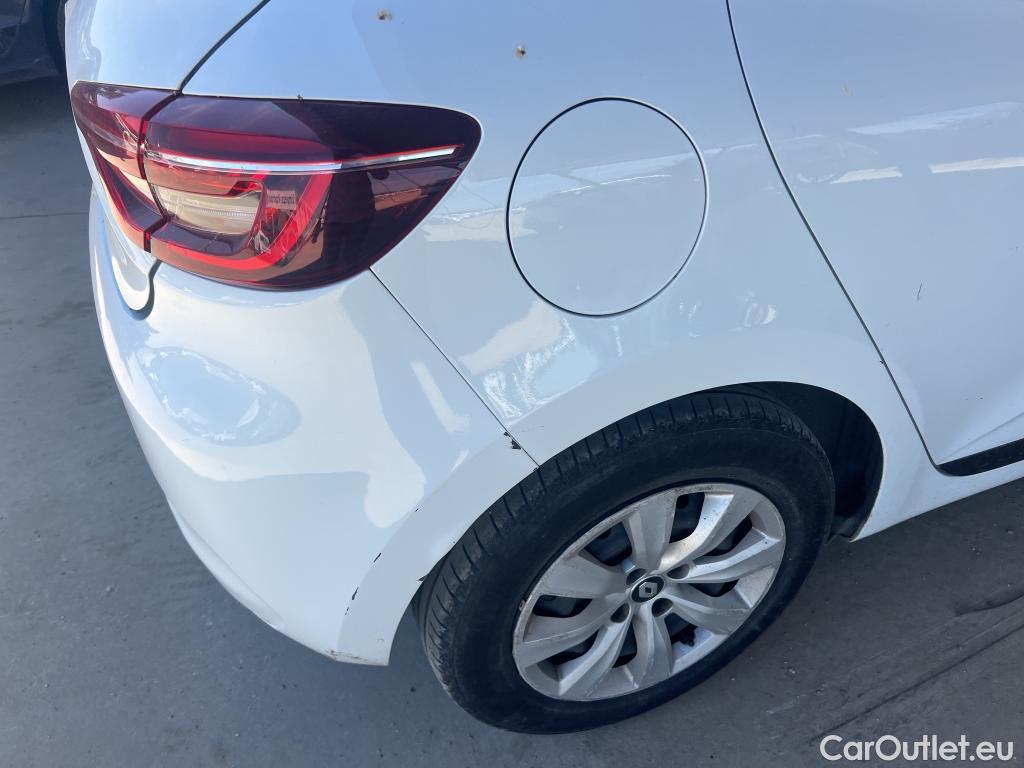  Renault  Clio RENAULT  / 2019 / 5P / berlina con portón Life SCe 49 kW (67CV) #17