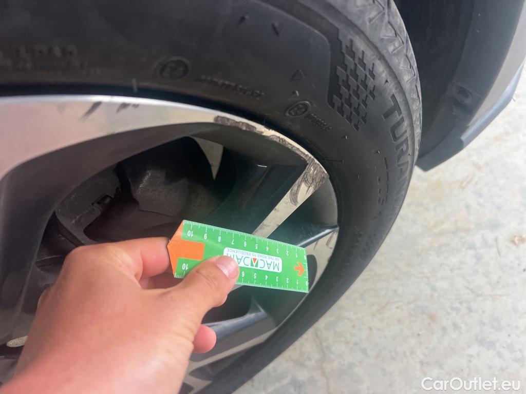  Toyota  C-HR TOYOTA  / 2019 / 5P / todoterreno 1.8 125H Advance #10