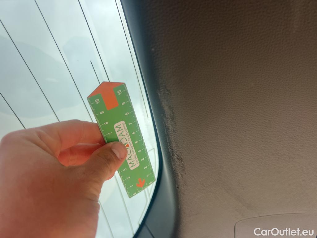  Toyota  RAV4 TOYOTA  / 2018 / 5P / todoterreno 2.5l 220H Business #4